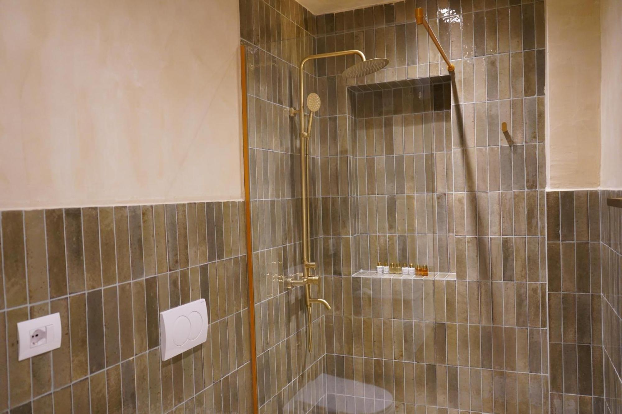 Vater Apartments Tirana Kültér fotó